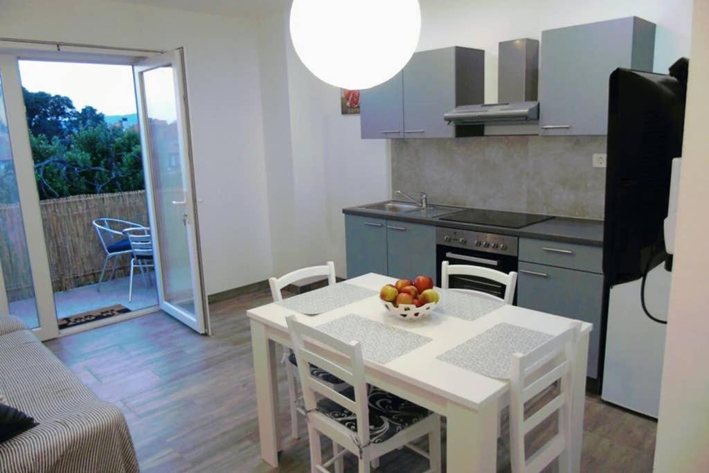 Apartman Greta Sukošan מראה חיצוני תמונה