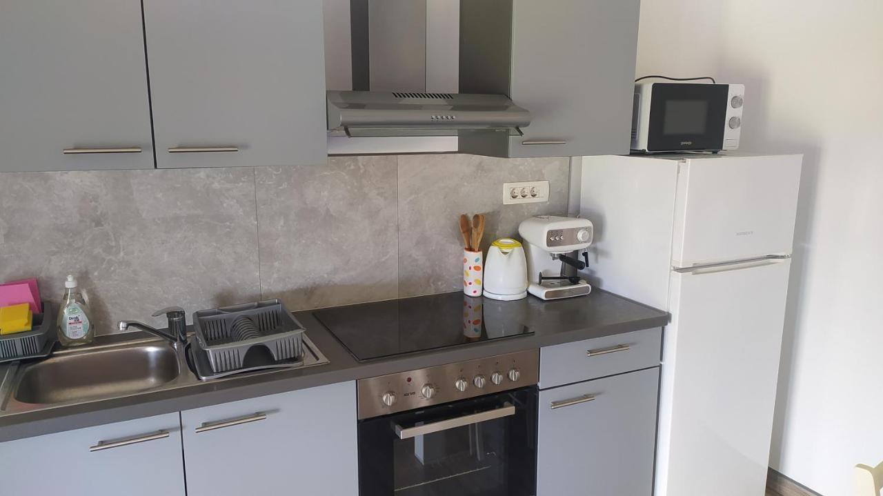 Apartman Greta Sukošan מראה חיצוני תמונה
